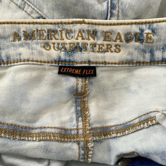 Like New American Eagle outfitters men’s skinny jeans stonewash look 29 x 32 - Picture 7 of 11